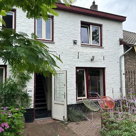 Fameuse La Meuse * Maastricht